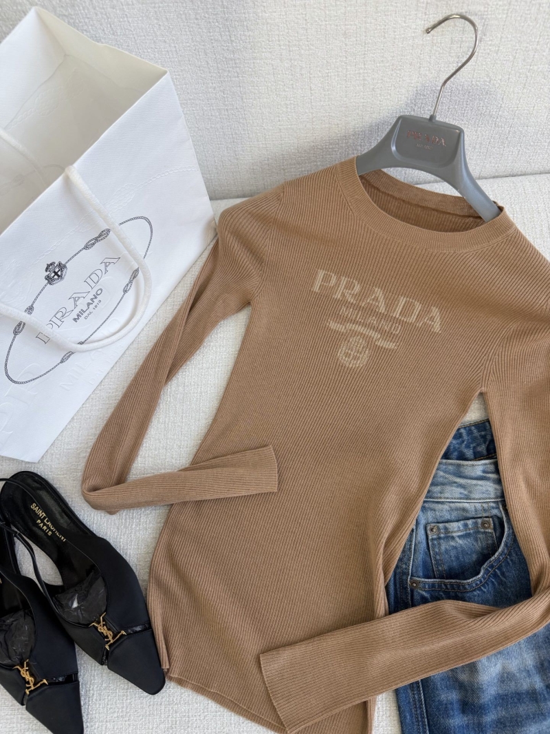 Pra*a sweaters